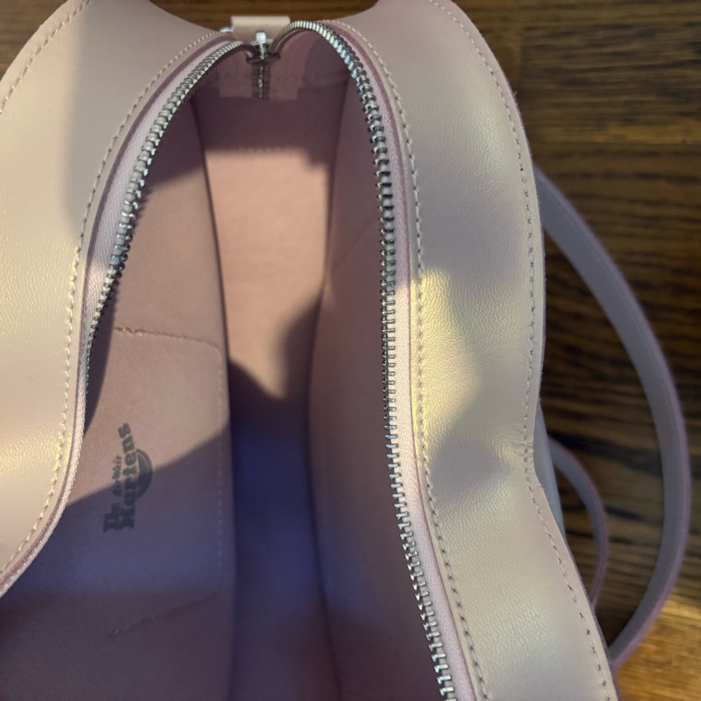 Dr. Martens Pink Heart Bag - Picture 6 of 8